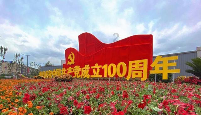 一个亏欠5万赔偿费的无赖，让无辜的12岁男孩卧床太平间